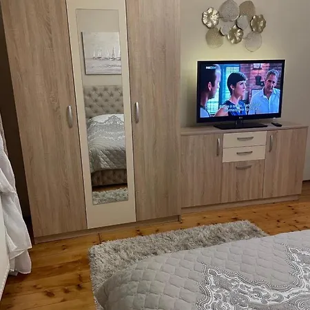Apartament Kristalo *