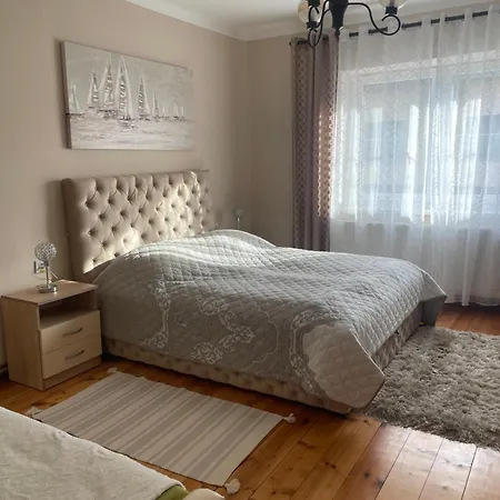 Kristalo Apartament *