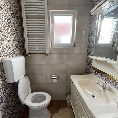 Kristalo Apartament *