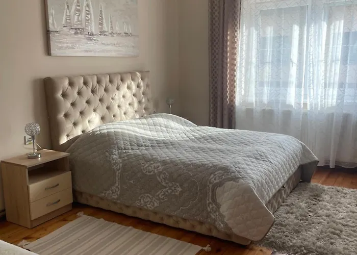 Kristalo アパート *